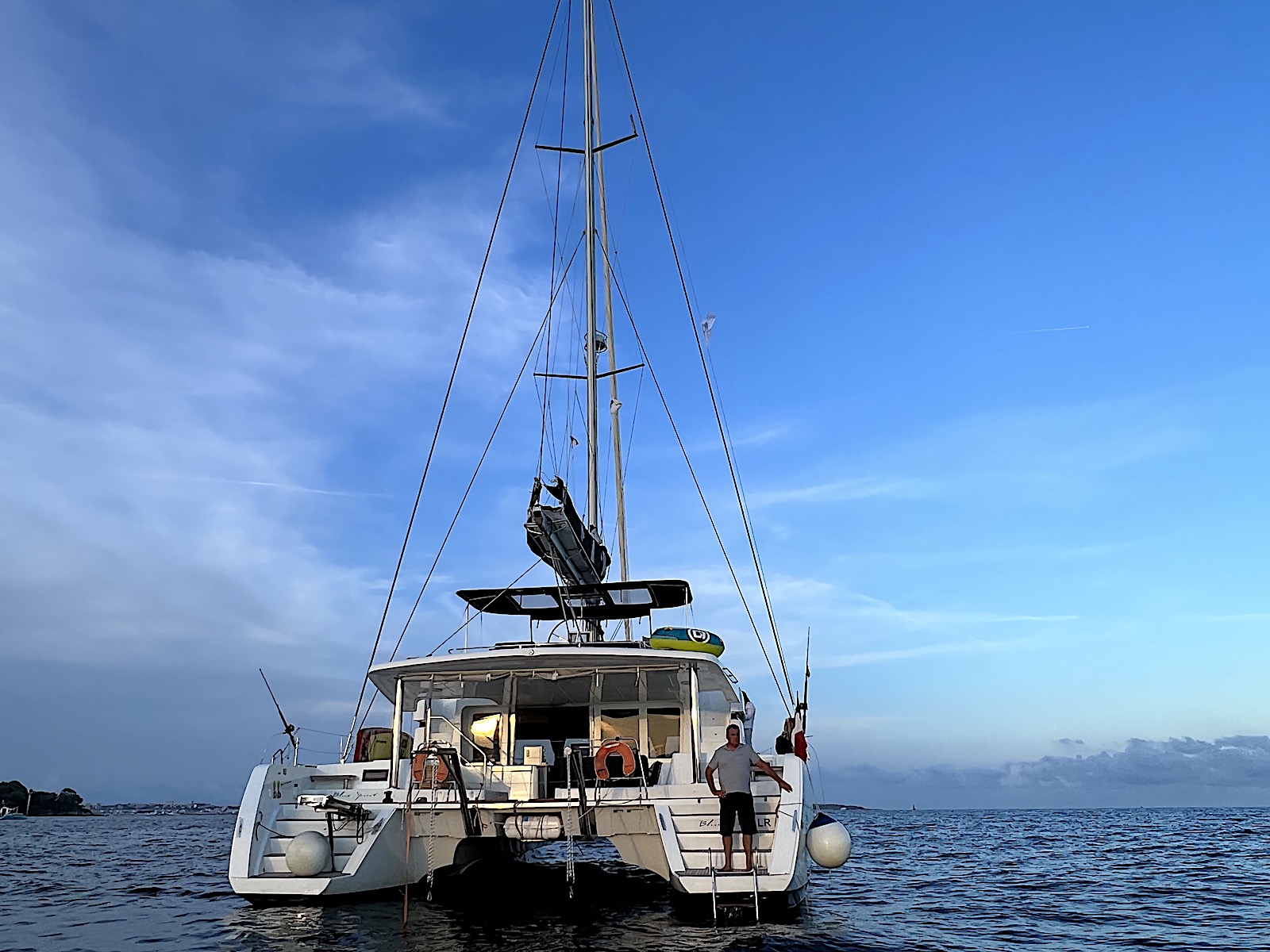 Marina Vela, un catamaran nommé Liberté